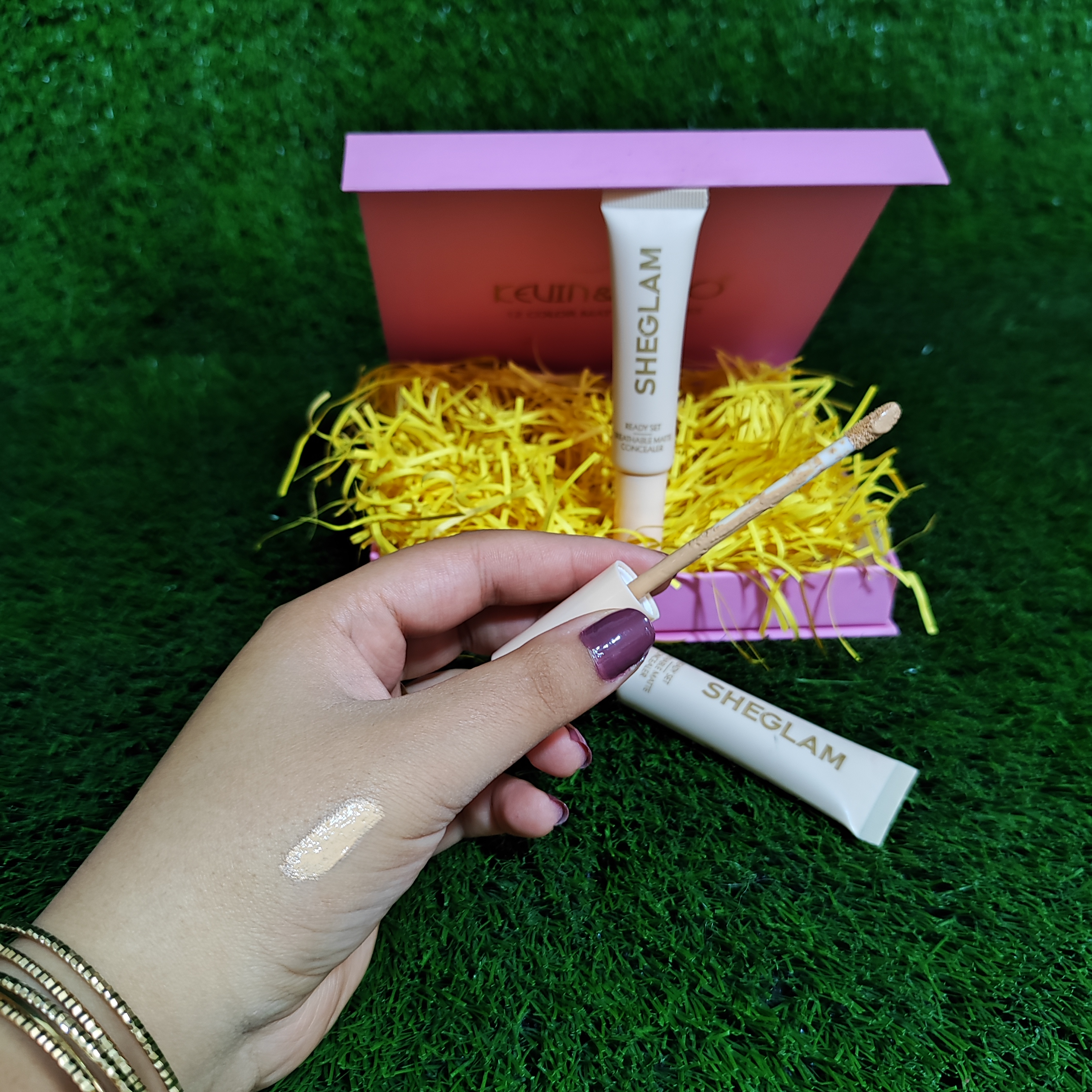 کانسیلر مایع شیگلم مدل HL (رنگ روشن)